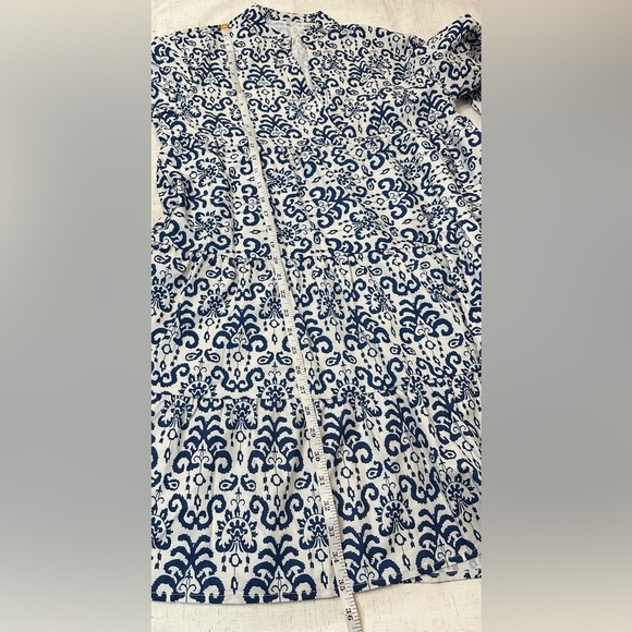 Elegant Blue and White Midi Dress 💎 - Picture 3 of 10